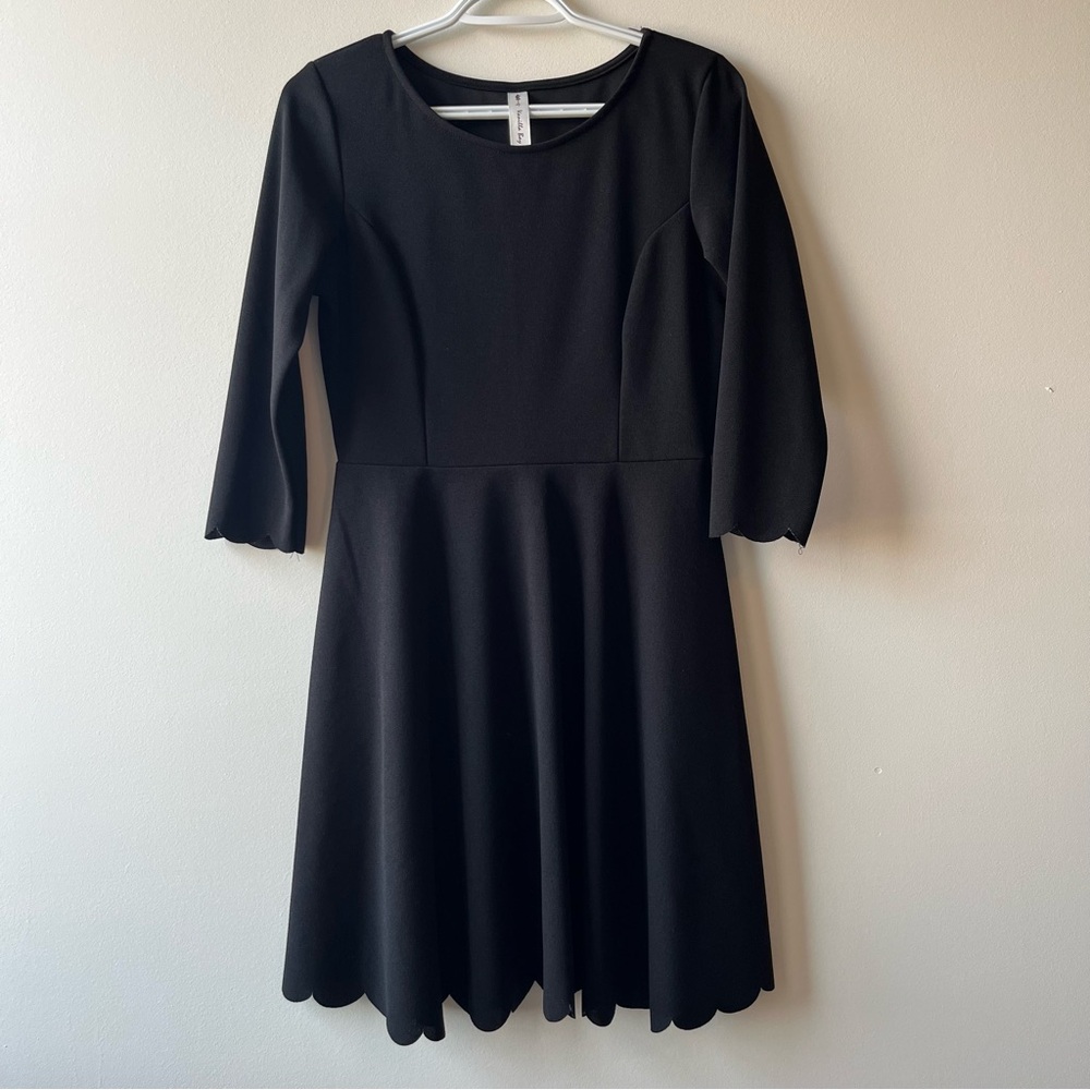 Black 3/4 sleeve dress